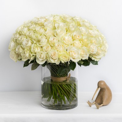 grand-josephine-100-white-roses-ode-a-la-rose-400x400-25898