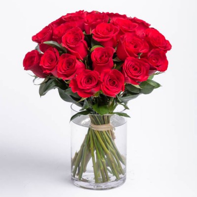 roses-red-rose-bouquet-ode-a-la-rose-550x550-25859red
